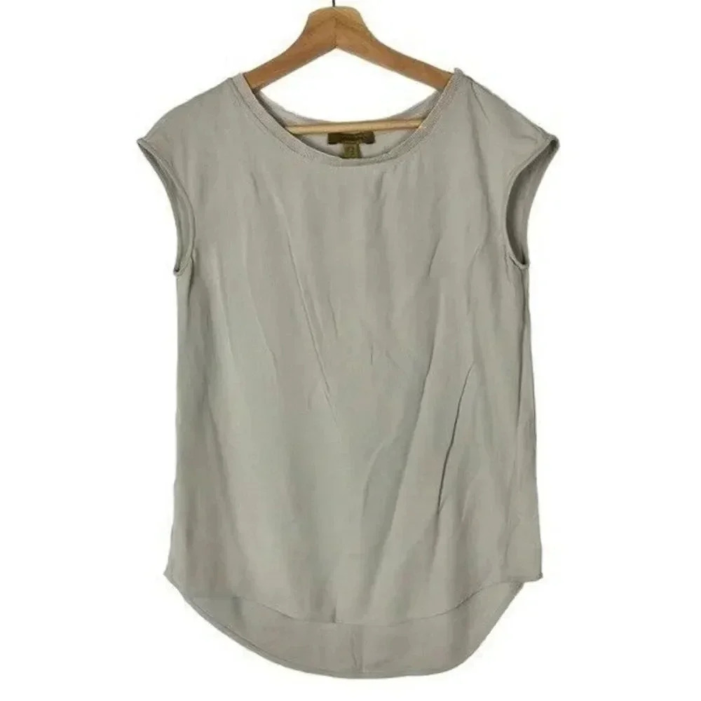 Bandolera Light Gray Cap Sleeve Short Sleeve Blouse M